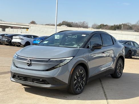 New 2026 Nissan Leaf Platinum+ w/ Cargo Package (Platinum+) image 5