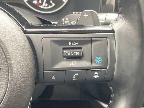 Certified 2023 Nissan Pathfinder Platinum w/ Black Appearance Package image 21