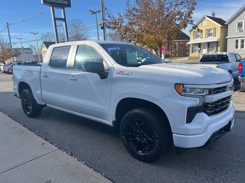 Used 2023 Chevrolet Silverado 1500 RST image 7