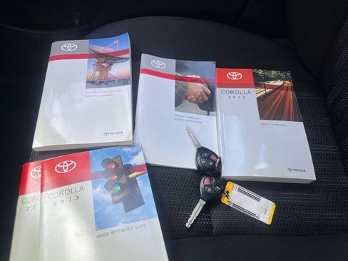Used 2013 Toyota Corolla S FWD image 26