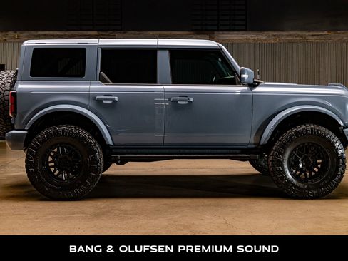 Used 2024 Ford Bronco Wildtrak image 11