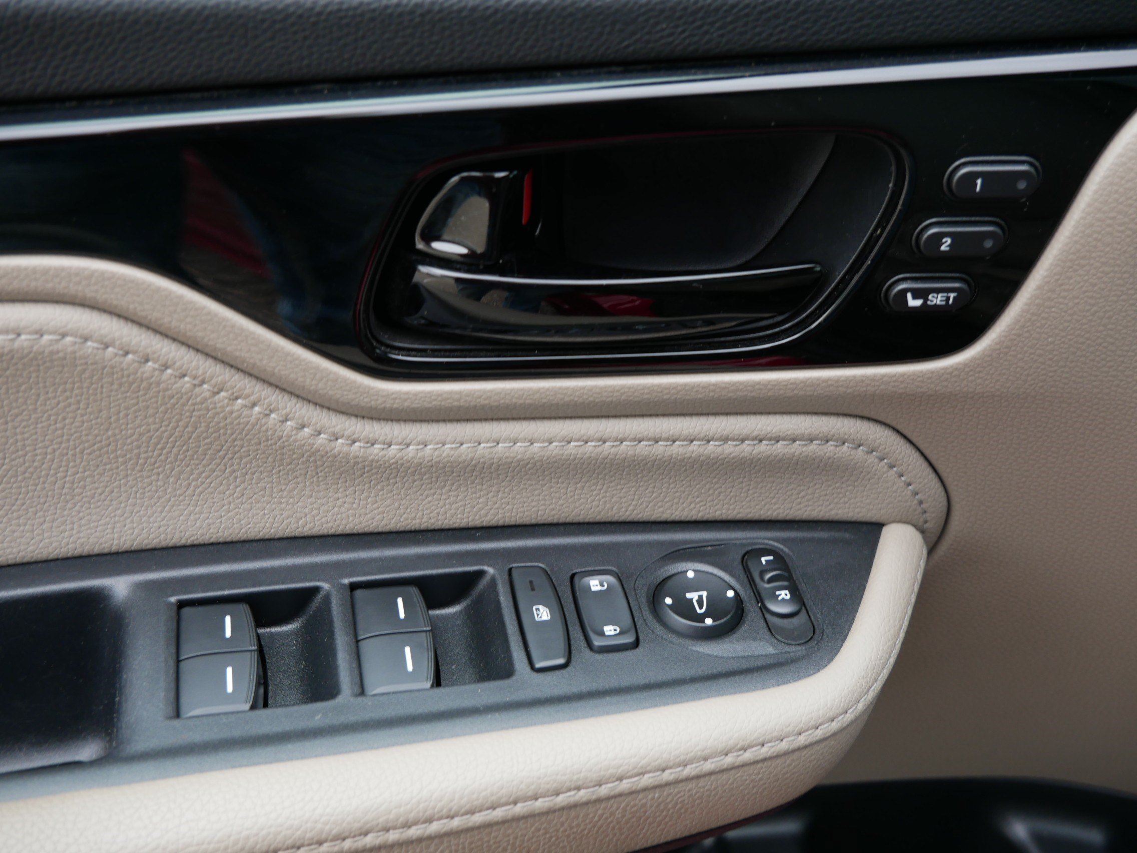 Used 2022 Honda Odyssey Touring image 17
