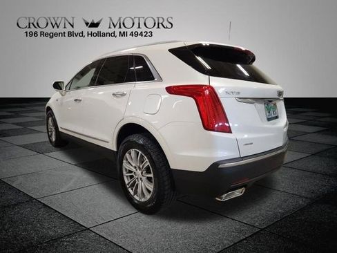 Used 2017 Cadillac XT5 Luxury image 5