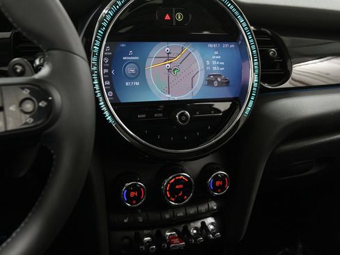 Certified 2024 MINI Cooper S image 11