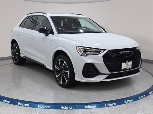 Certified 2025 Audi Q3 2.0T Premium Plus w/ Premium Plus Package image 4