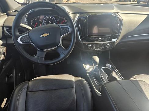 Used 2023 Chevrolet Traverse High Country AWD/4WD image 14