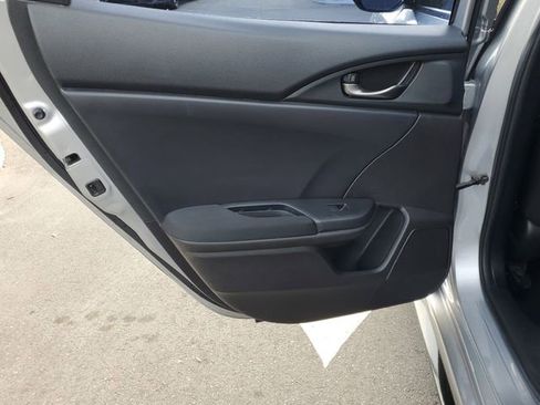 Used 2019 Honda Civic Sport image 11