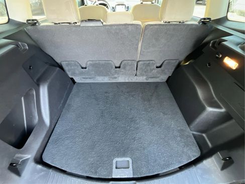 Used 2019 Ford Escape SE image 23