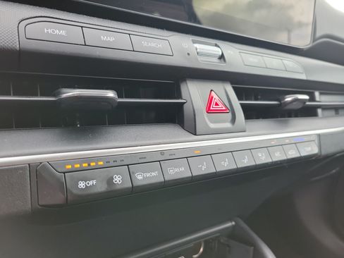 Certified 2025 Kia K4 FWD image 27