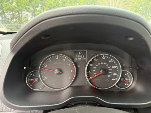 Used 2014 Subaru Outback 2.5i Premium w/ Moonroof Package image 21