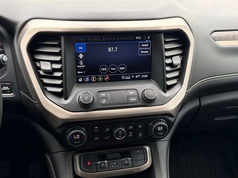 Certified 2023 GMC Acadia Denali w/ Denali Ultimate Package image 9