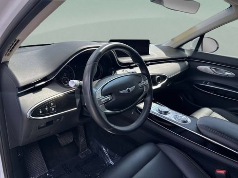 Used 2025 Genesis GV70 2.5T AWD/4WD image 19