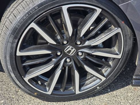 Used 2024 Honda Accord Touring image 13