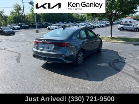 Certified 2023 Kia Forte LXS w/ LXS Technology Package FWD image 5