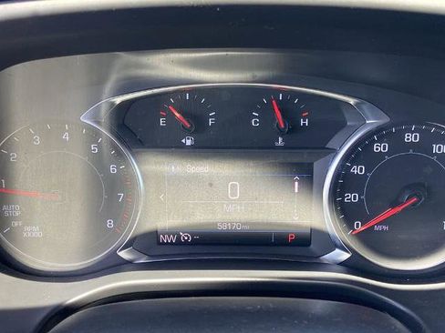 Used 2023 GMC Acadia SLE w/ Driver Convenience Package FWD image 7