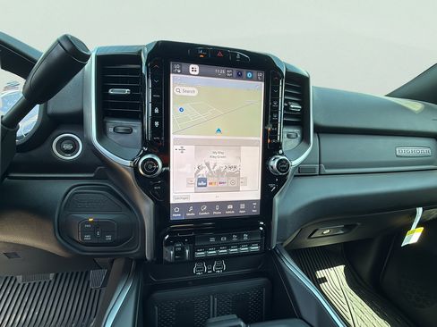 New 2026 RAM 3500 Big Horn AWD/4WD image 26