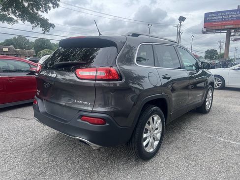 Used 2015 Jeep Cherokee Limited image 6