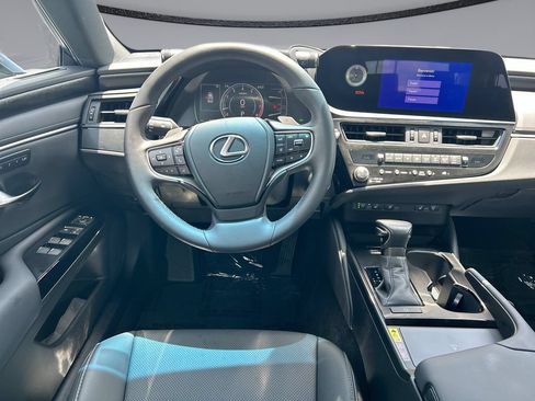 Used 2025 Lexus ES 350 w/ Premium Package FWD image 20