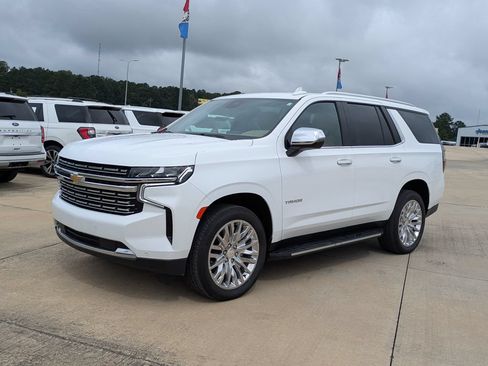 Used 2024 Chevrolet Tahoe Premier RWD image 4