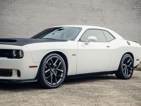Used 2022 Dodge Challenger R/T w/ Blacktop Package RWD image 53