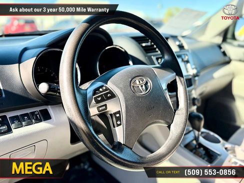 Used 2013 Toyota Highlander 4WD w/ Cold Weather Pkg image 26