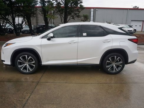 Used 2017 Lexus RX 350 FWD w/ Premium Package image 18