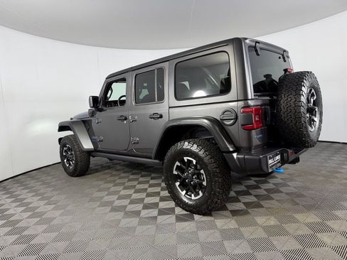 Certified 2025 Jeep Wrangler Unlimited Rubicon 4xe w/ Convenience Group AWD/4WD image 9