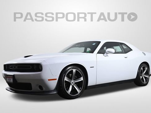 Used 2019 Dodge Challenger R/T w/ Driver Convenience Group image 1