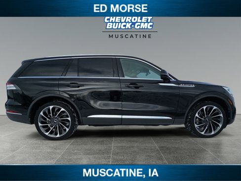 Used 2022 Lincoln Aviator Reserve w/ Equipment Group 201A image 6