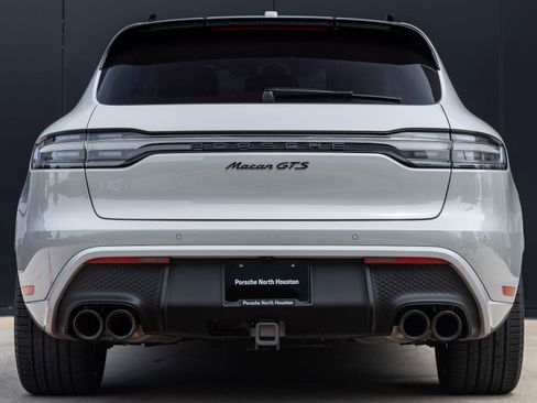 Certified 2024 Porsche Macan GTS AWD/4WD image 10