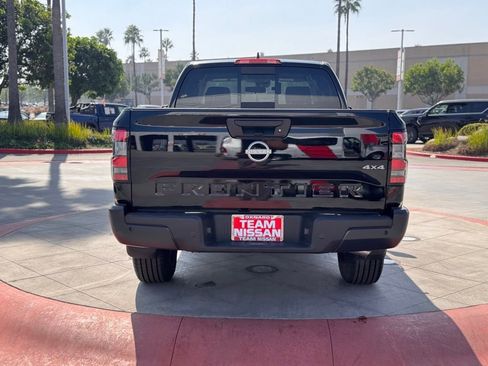 New 2026 Nissan Frontier S image 6