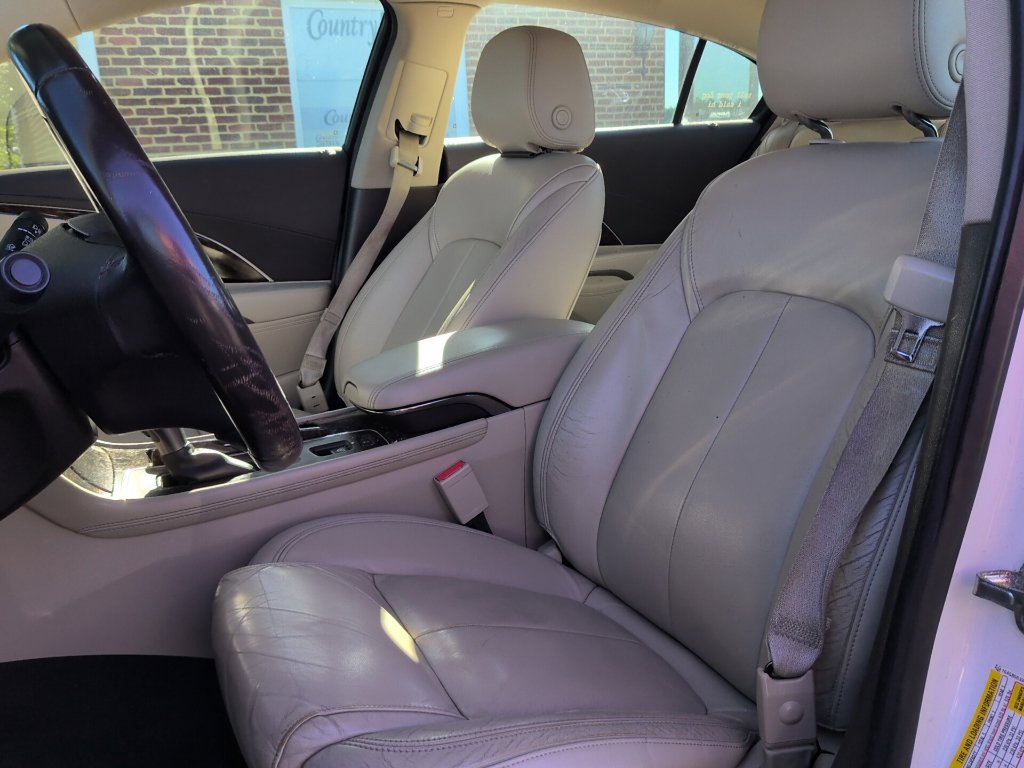 Used 2016 Buick LaCrosse Leather w/ Experience Buick Package FWD image 15