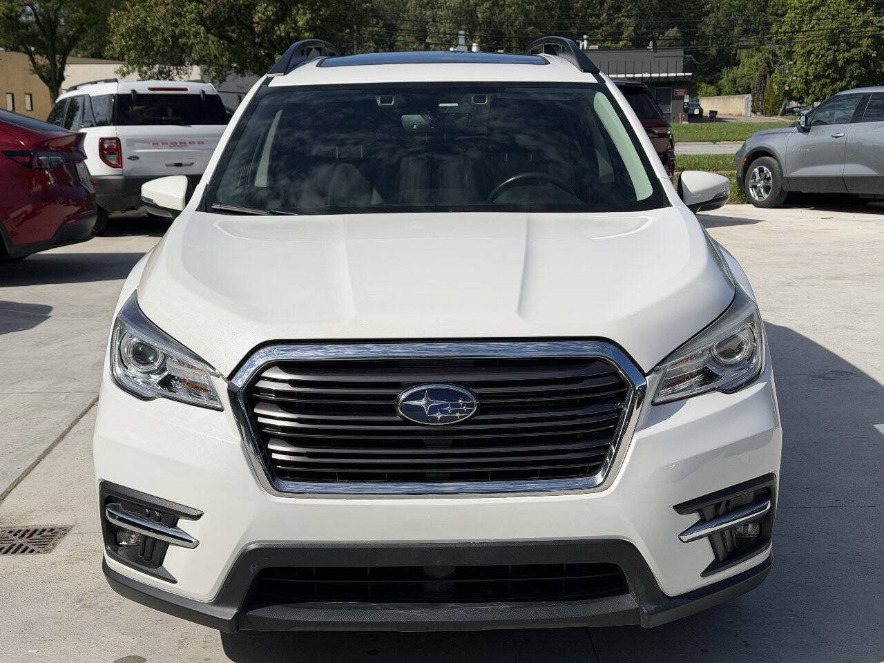 Used 2019 Subaru Ascent Limited AWD/4WD image 2
