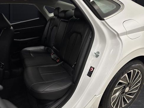 Used 2022 Hyundai Sonata Limited image 28