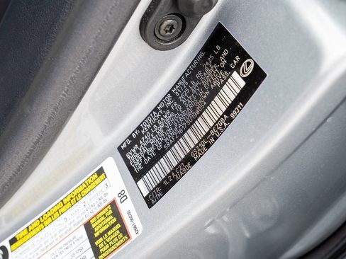 Used 2025 Lexus ES 350 Ultra Luxury image 22