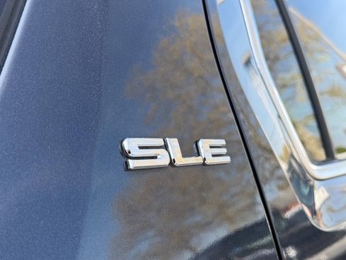 Used 2015 GMC Terrain SLE FWD image 18