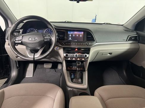 Used 2020 Hyundai Elantra Value Edition FWD image 24