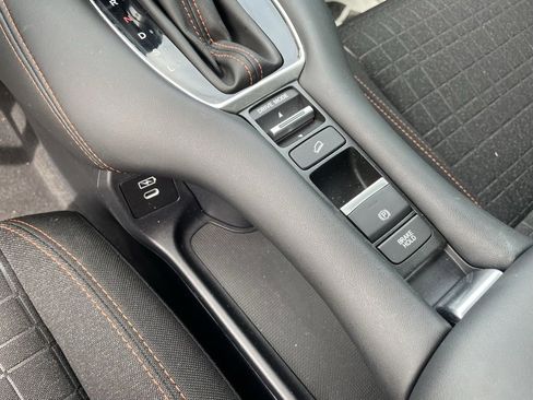 Used 2024 Honda HR-V Sport image 27