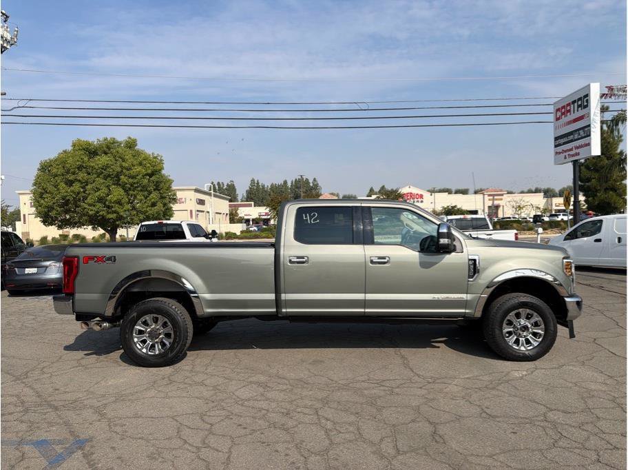 Used 2019 Ford F350 XLT w/ XLT Premium Package AWD/4WD image 5