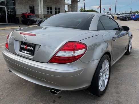 Used 2007 Mercedes-Benz SLK 280 w/ Premium Pkg I image 4