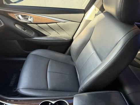 Used 2018 INFINITI Q50 Luxe w/ Cargo Package (L95) RWD image 15