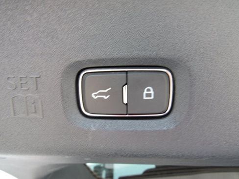 Used 2025 Ford Expedition Active AWD/4WD image 51