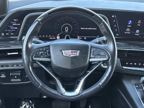 Used 2023 Cadillac Escalade Sport AWD/4WD image 7