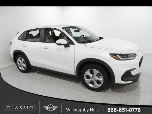 Used 2023 Honda HR-V LX image 1