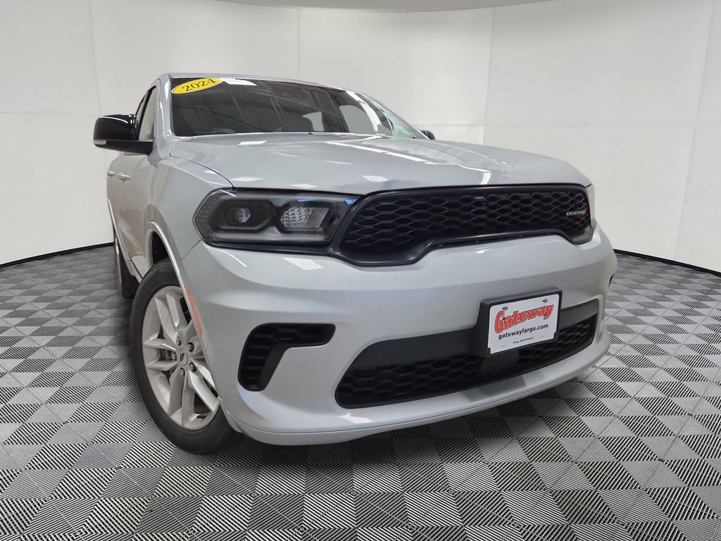 Used 2024 Dodge Durango GT AWD/4WD image 2