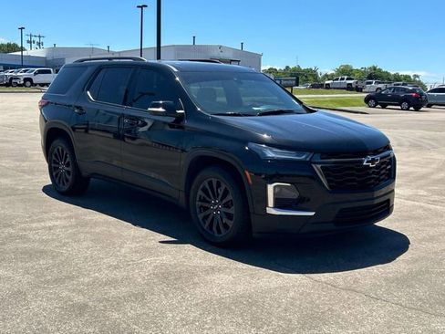 Certified 2023 Chevrolet Traverse RS AWD/4WD image 2