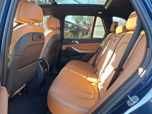 Used 2022 BMW X5 xDrive40i image 10