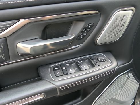 Used 2020 RAM 1500 Limited image 13