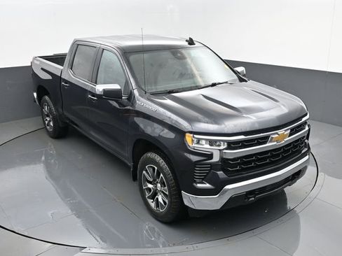 Used 2024 Chevrolet Silverado 1500 LT image 19