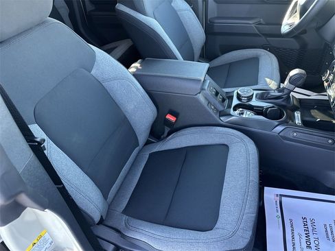 New 2025 Ford Bronco Big Bend image 30